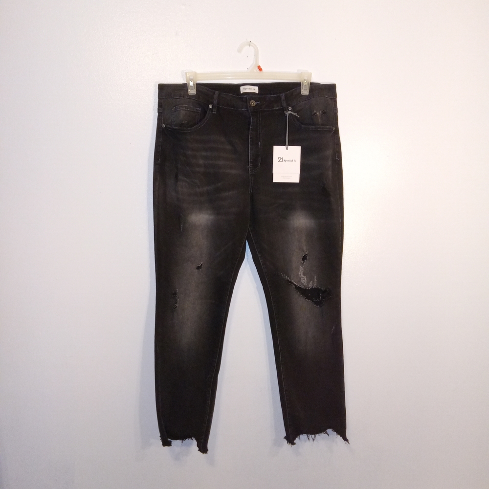 Women's Black Distressed Jeans